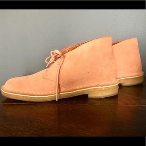 Blush Pink Clark’s Desert Boots